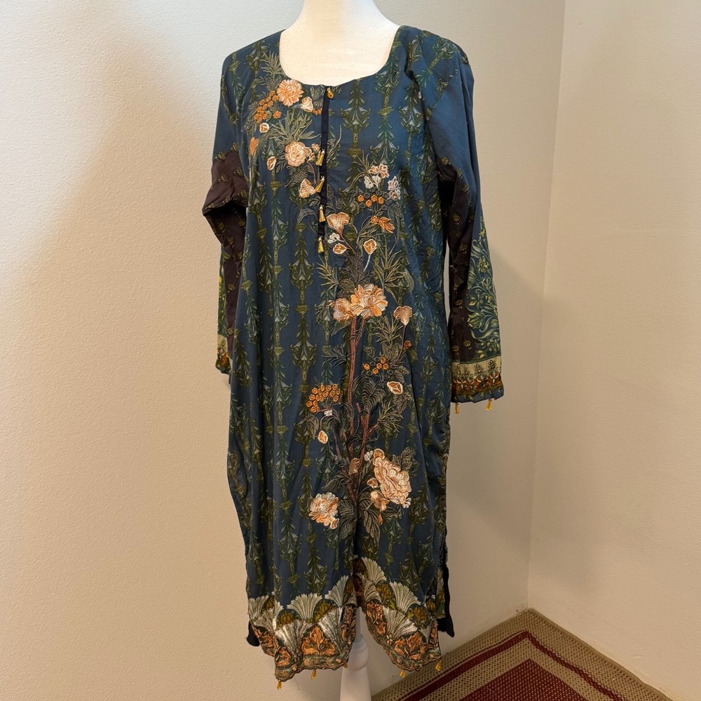 Munira Designer Teal Floral Lawn 2-Piece Outfit XL